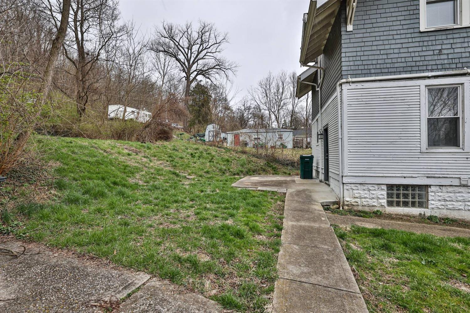 6164 Hillside Avenue
