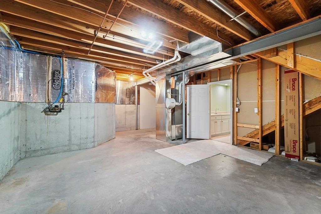 6307 Lake Front Drive