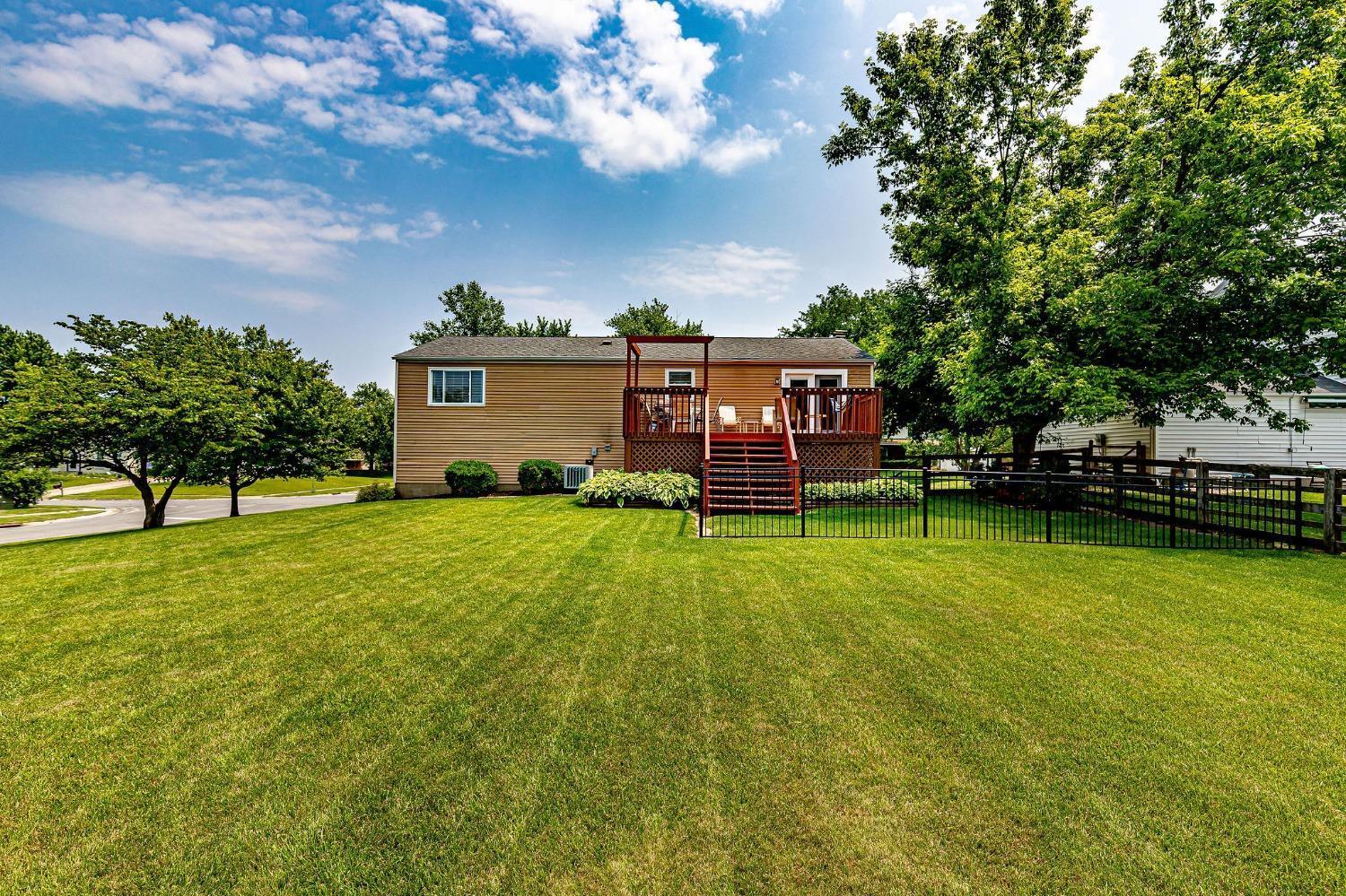 6798 Fallen Oaks Drive