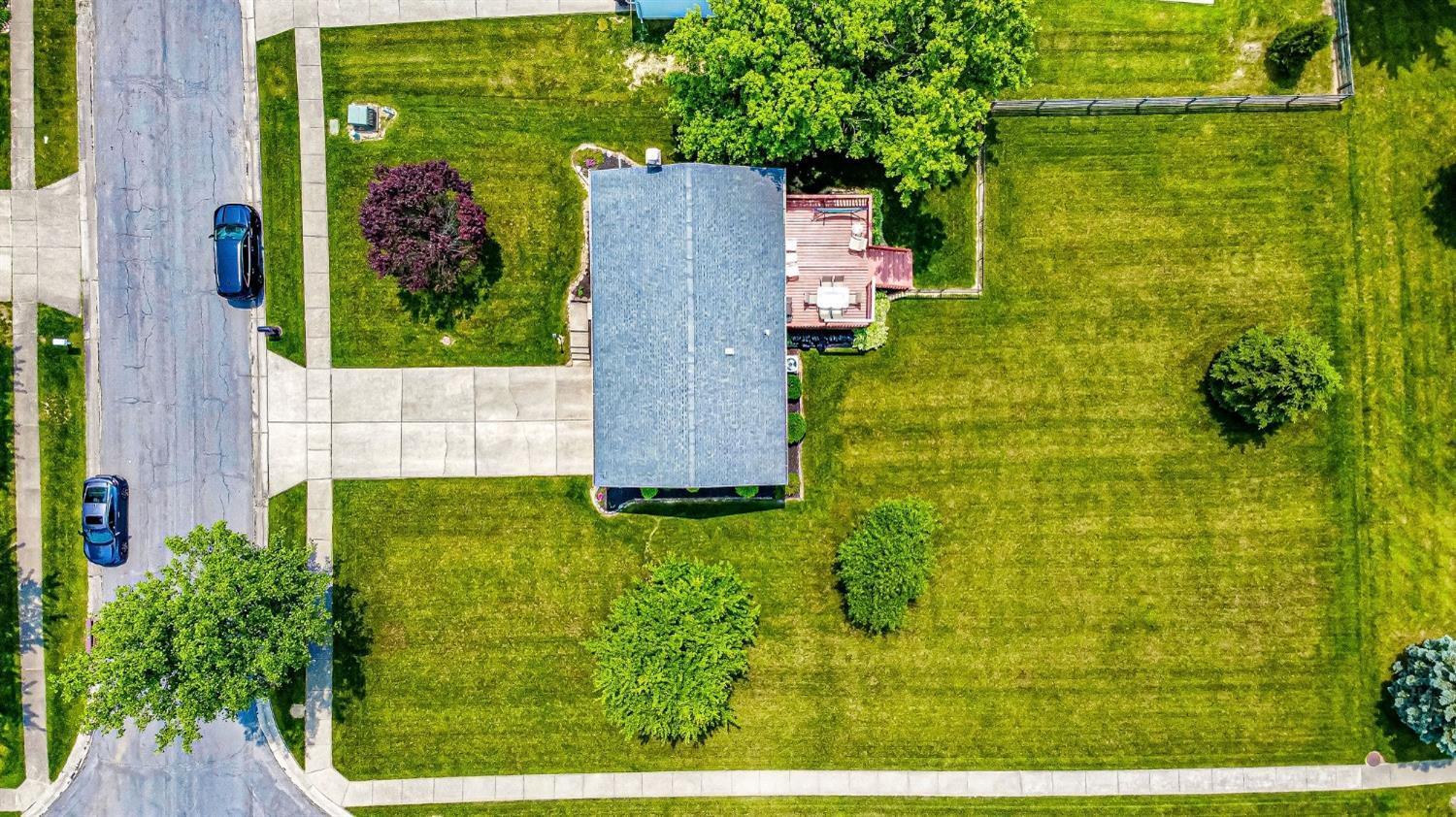 6798 Fallen Oaks Drive
