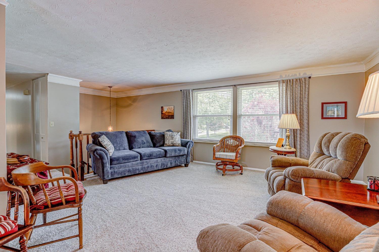 6798 Fallen Oaks Drive