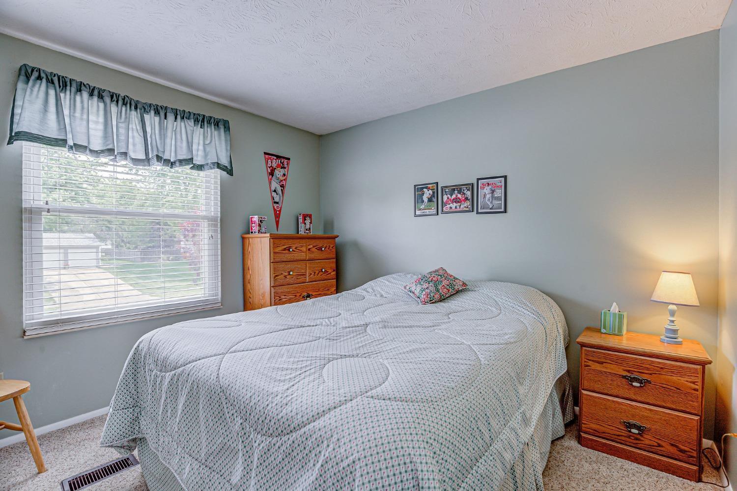 6798 Fallen Oaks Drive
