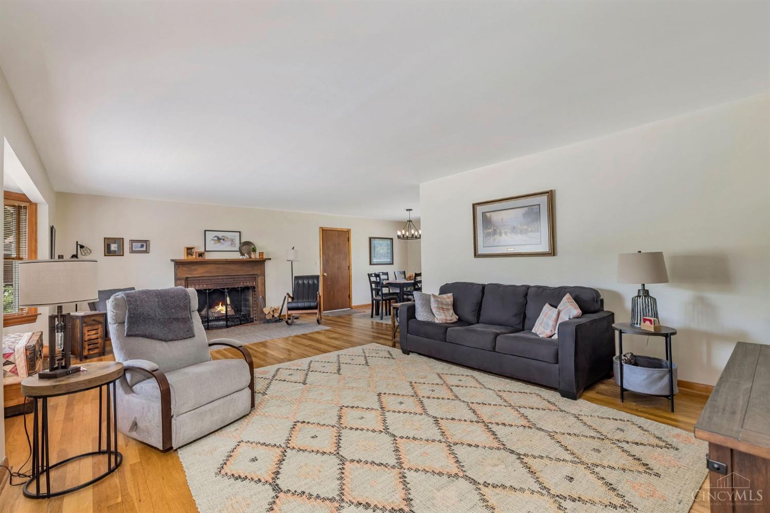 4942 Wabash Drive