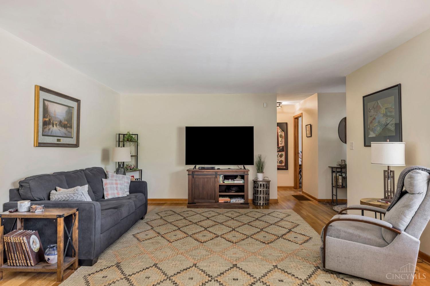 4942 Wabash Drive