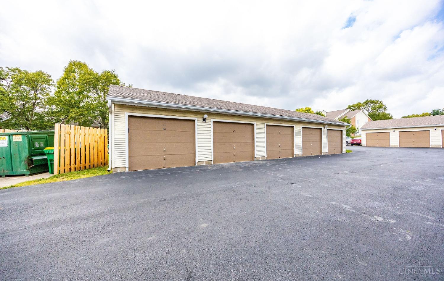 1511 Lake Point Way 3