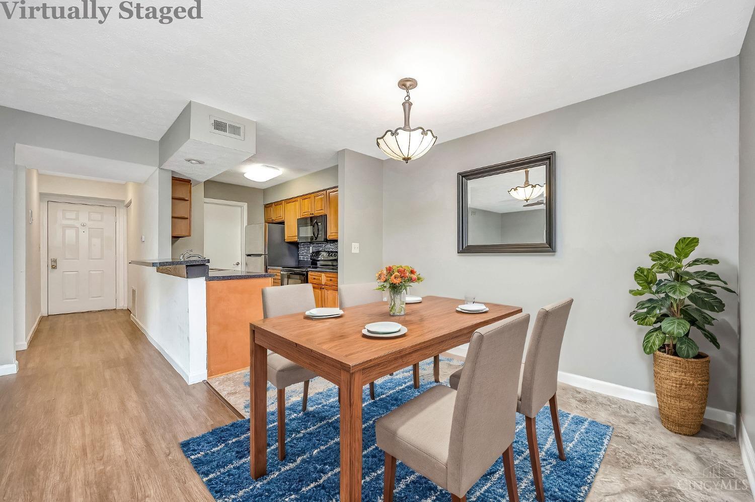 1511 Lake Point Way 3