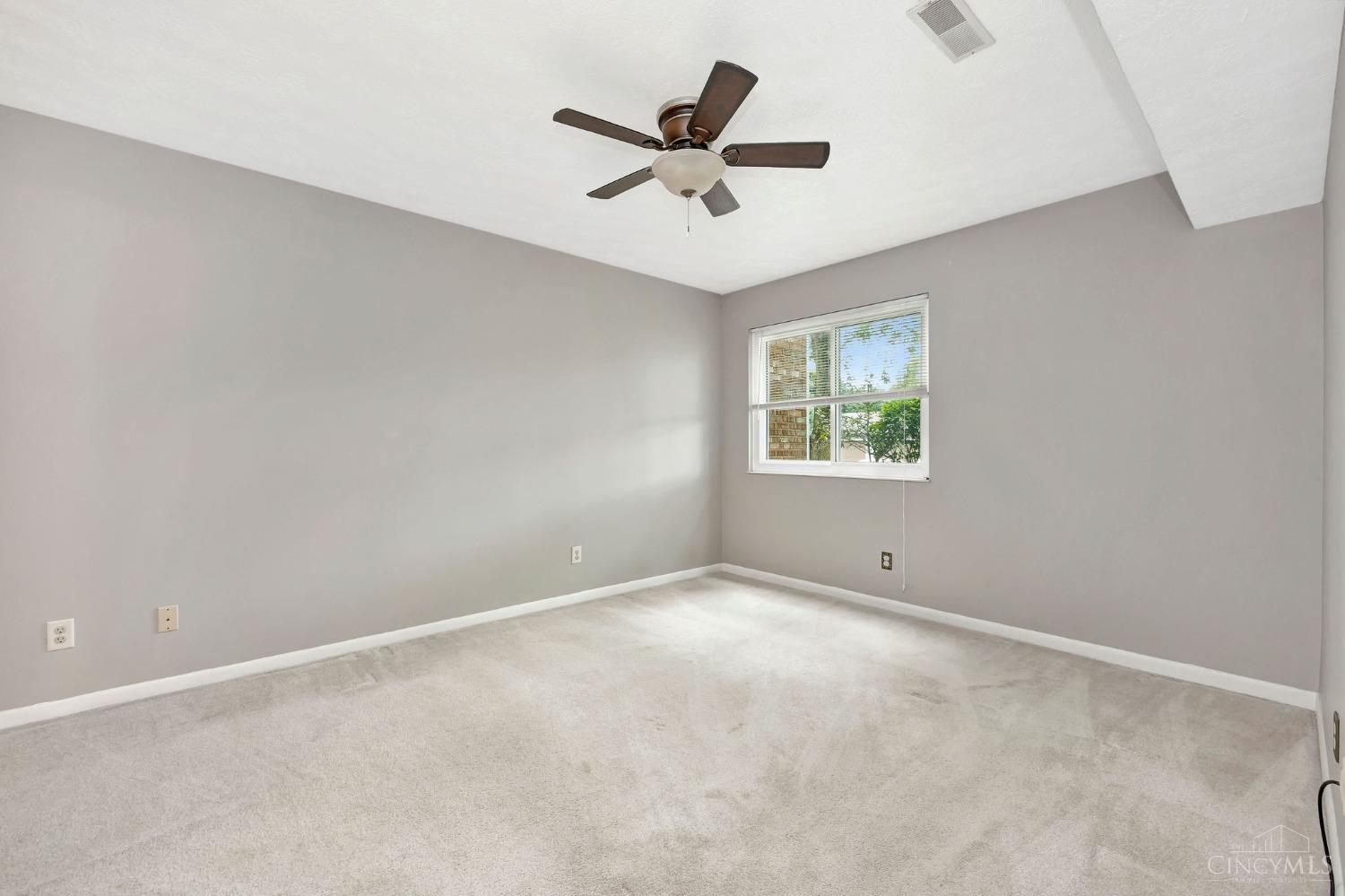 1511 Lake Point Way 3
