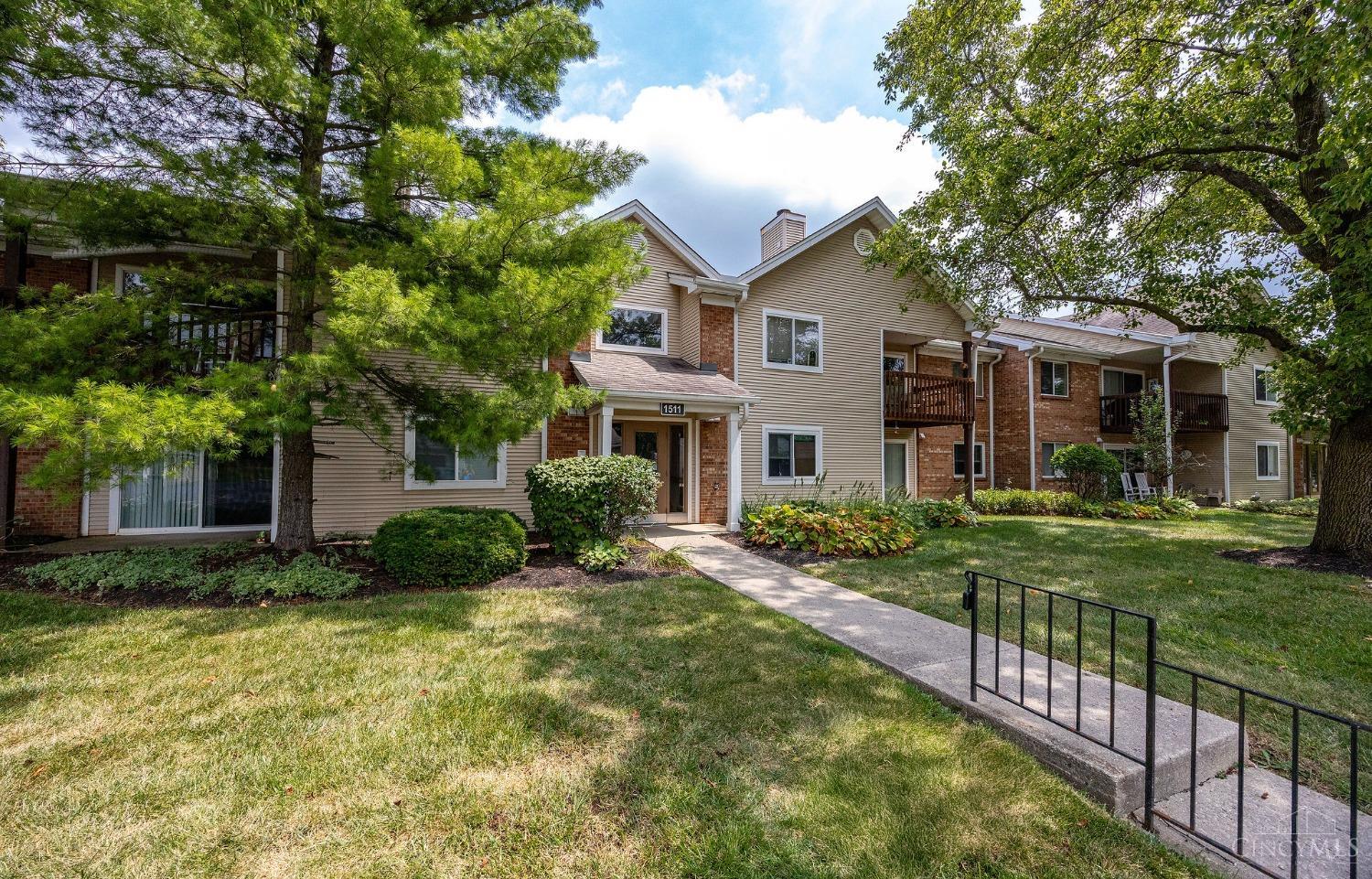 1511 Lake Point Way 3