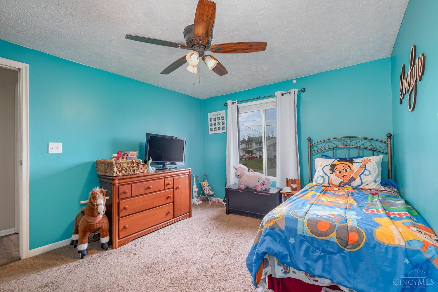 10013 Fairglen Drive