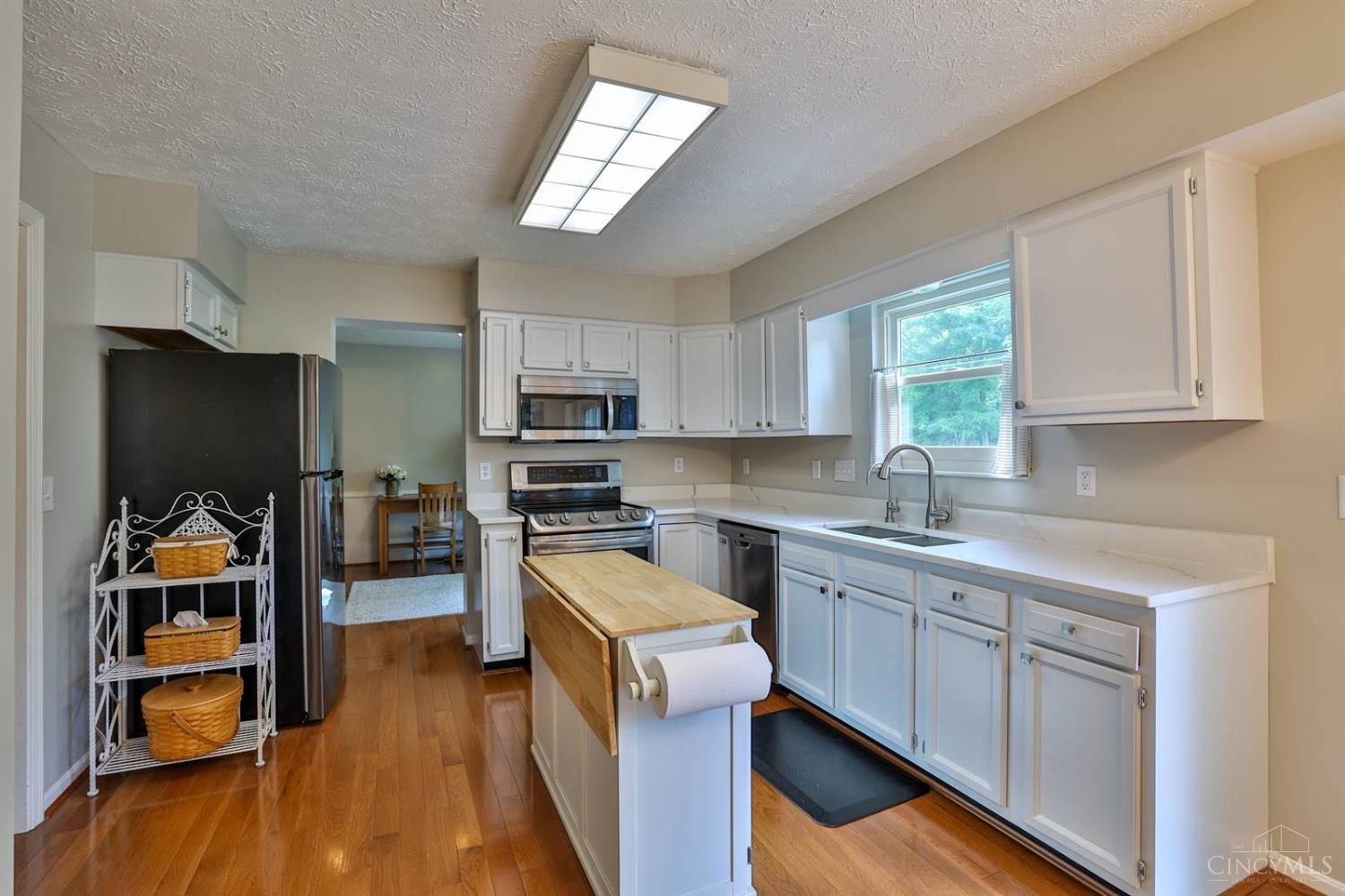 6598 Silver Skate Drive