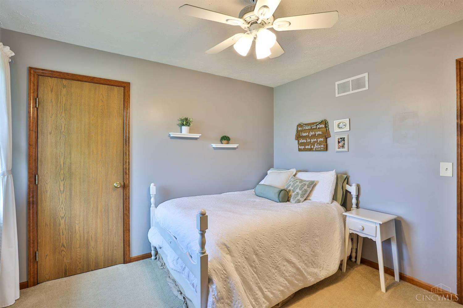 6598 Silver Skate Drive