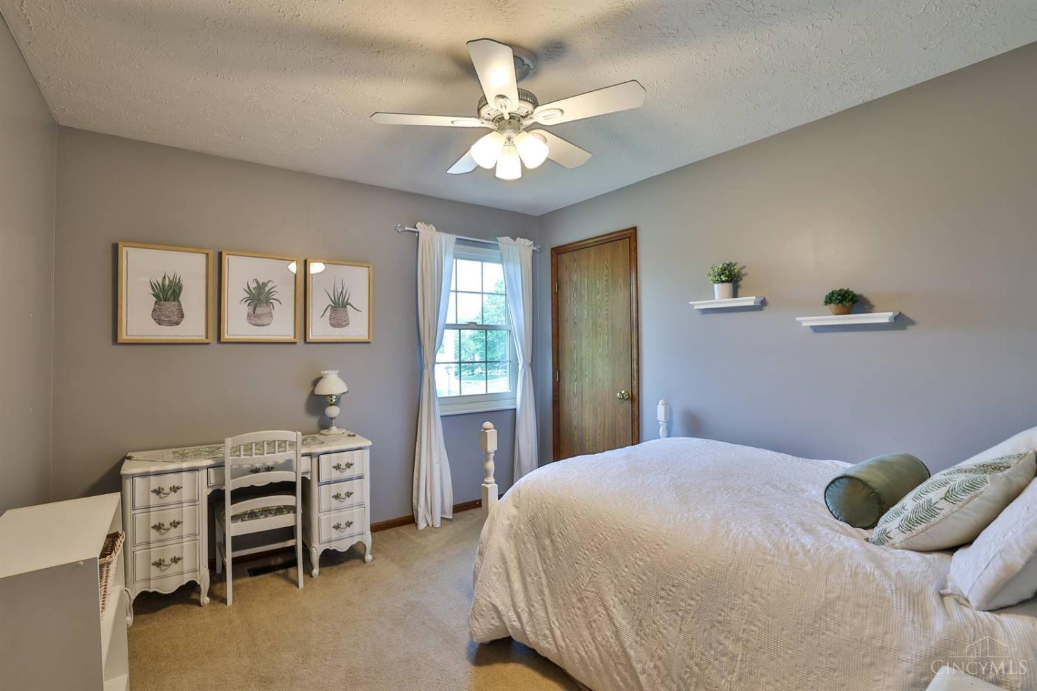 6598 Silver Skate Drive