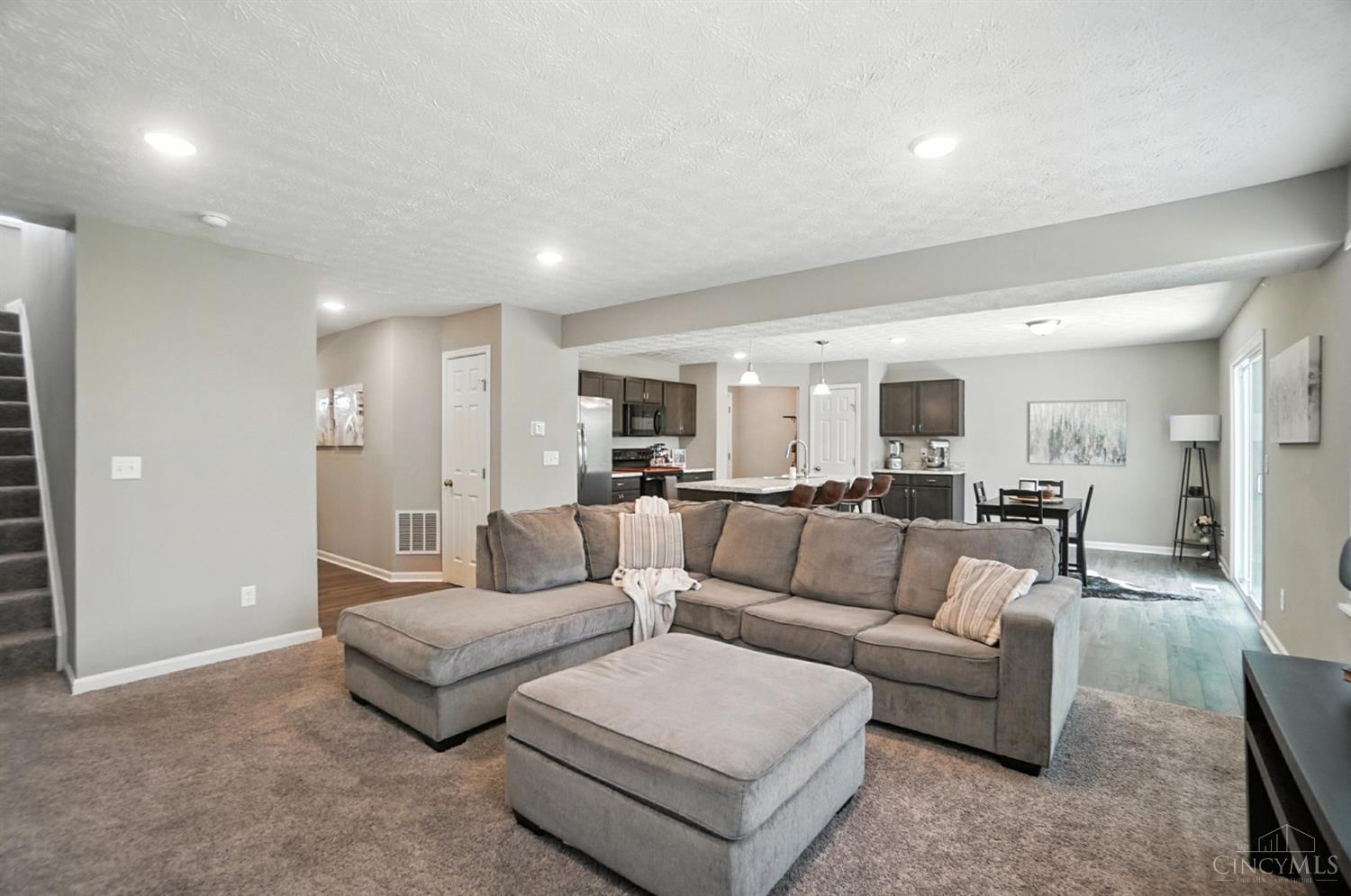 2821 Pine Leaf Court