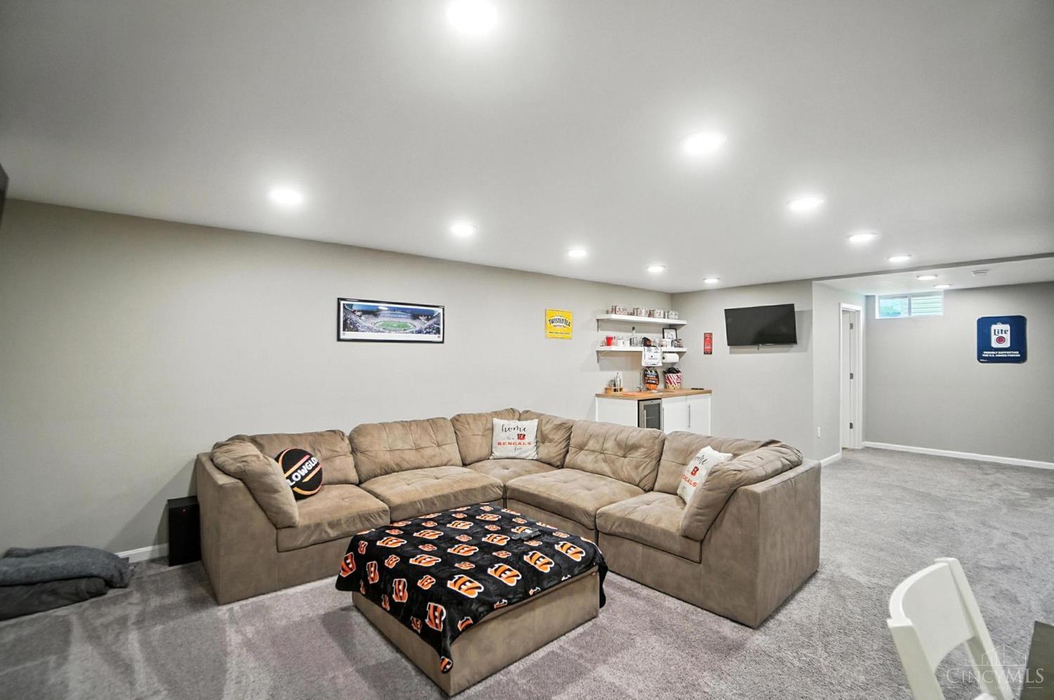 2821 Pine Leaf Court