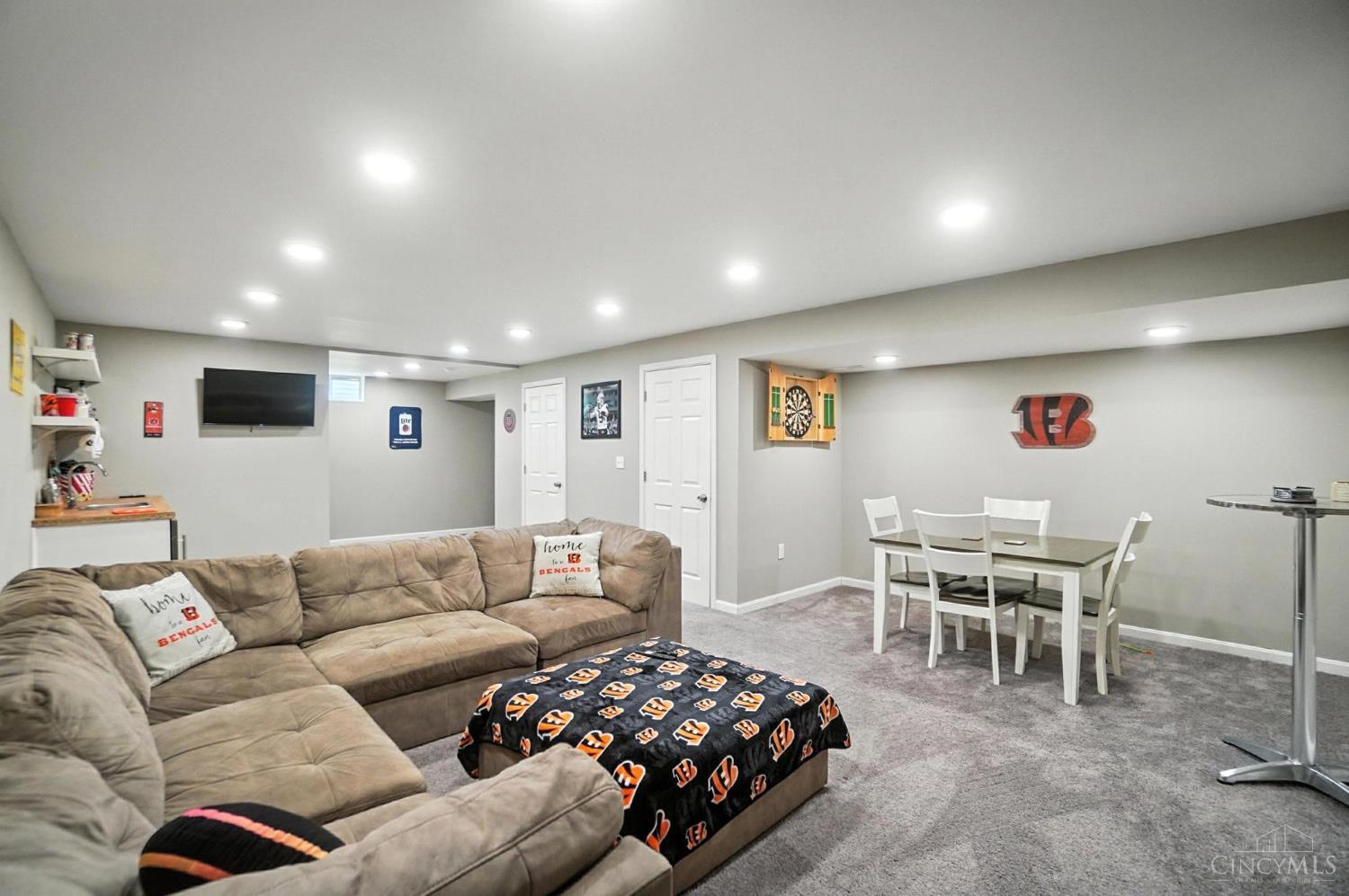 2821 Pine Leaf Court