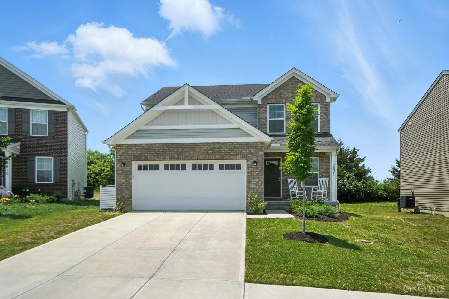 2821 Pine Leaf Court