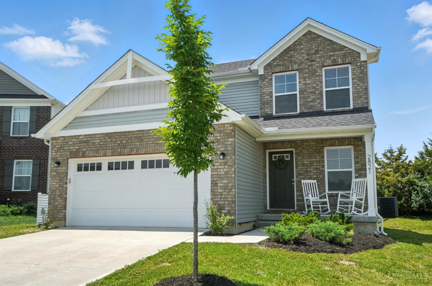 2821 Pine Leaf Court