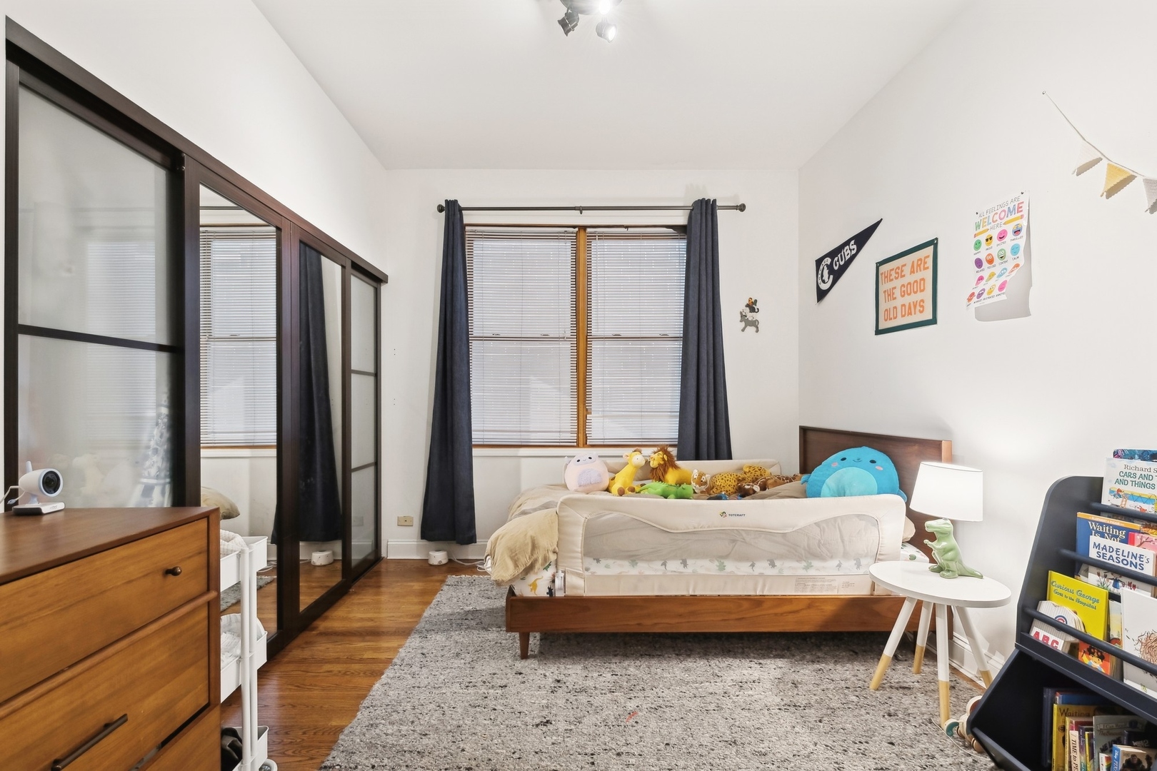 1942 N Francisco Avenue Unit: 1S