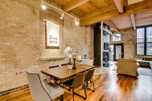 1140 W Cornelia Avenue Unit: C