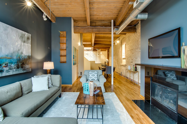 1140 W Cornelia Avenue Unit: C