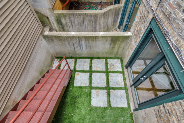 1140 W Cornelia Avenue Unit: C