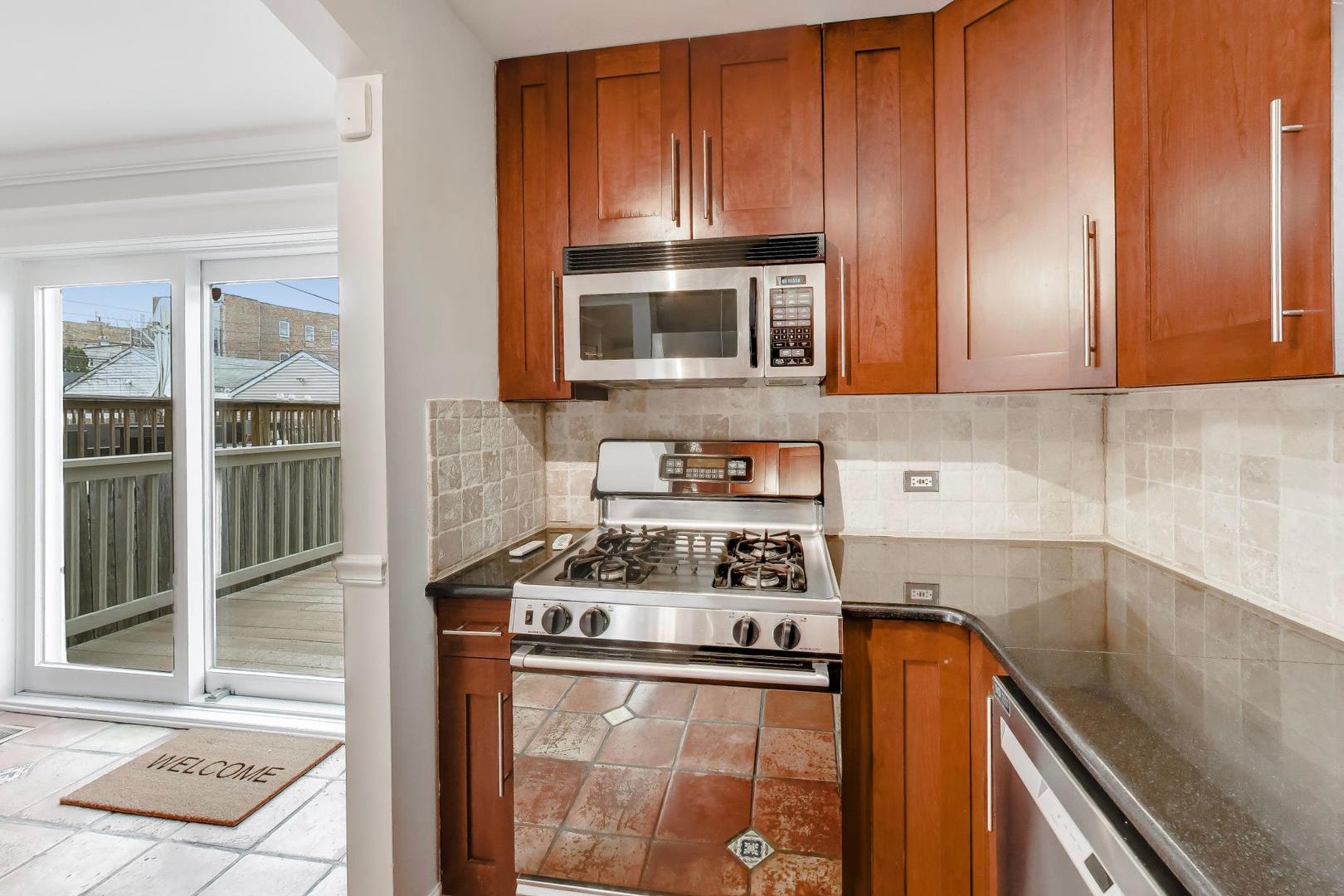 3413 S Indiana Avenue