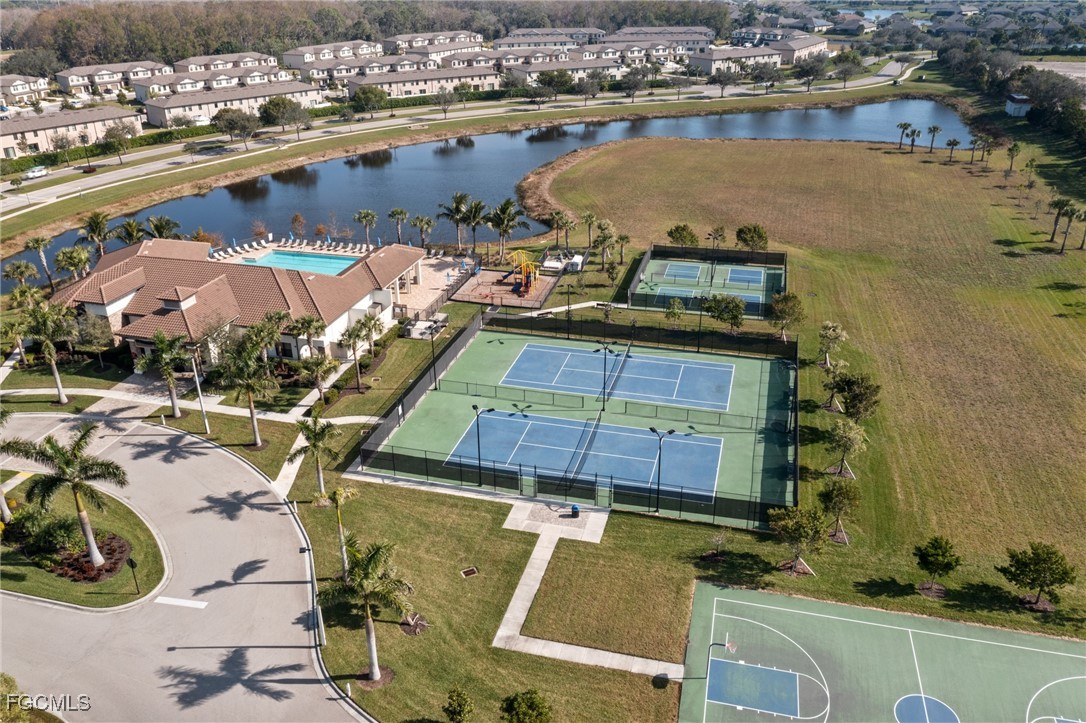 14013 Oviedo PL