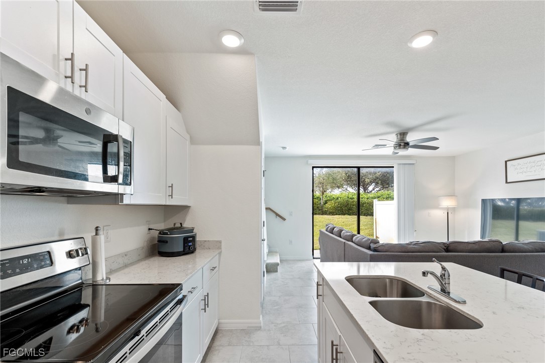 14013 Oviedo PL