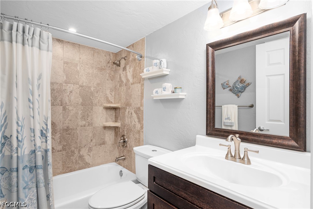 6102 Augusta DR 116
