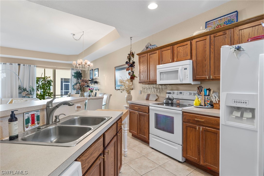 9800 Solera Cove Pointe 102