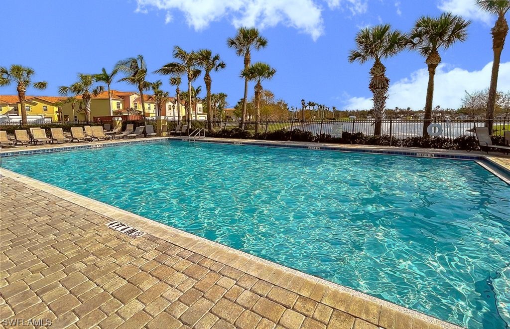 9800 Solera Cove Pointe 102