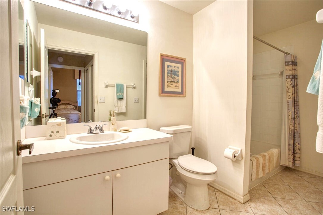 8076 Queen Palm LN 434