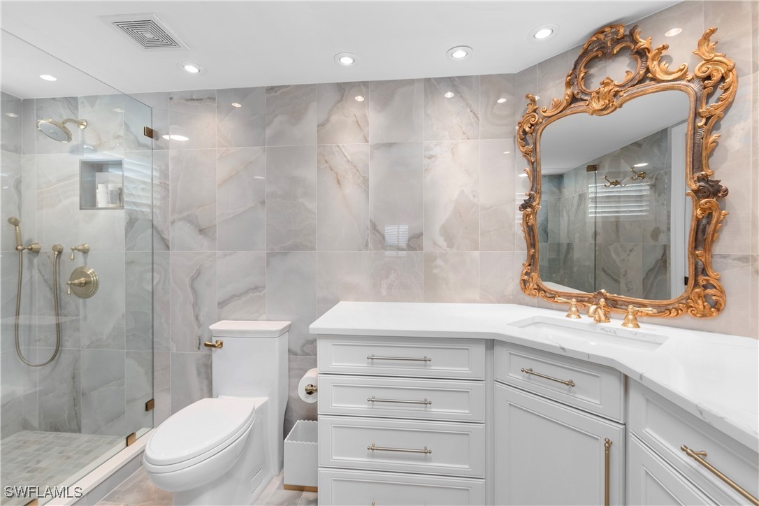 12945 Vanderbilt DR 409