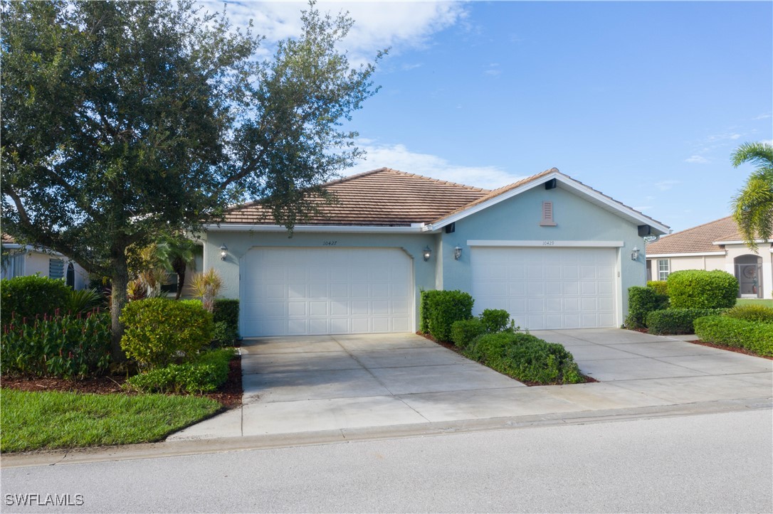 10427 Sirene WAY