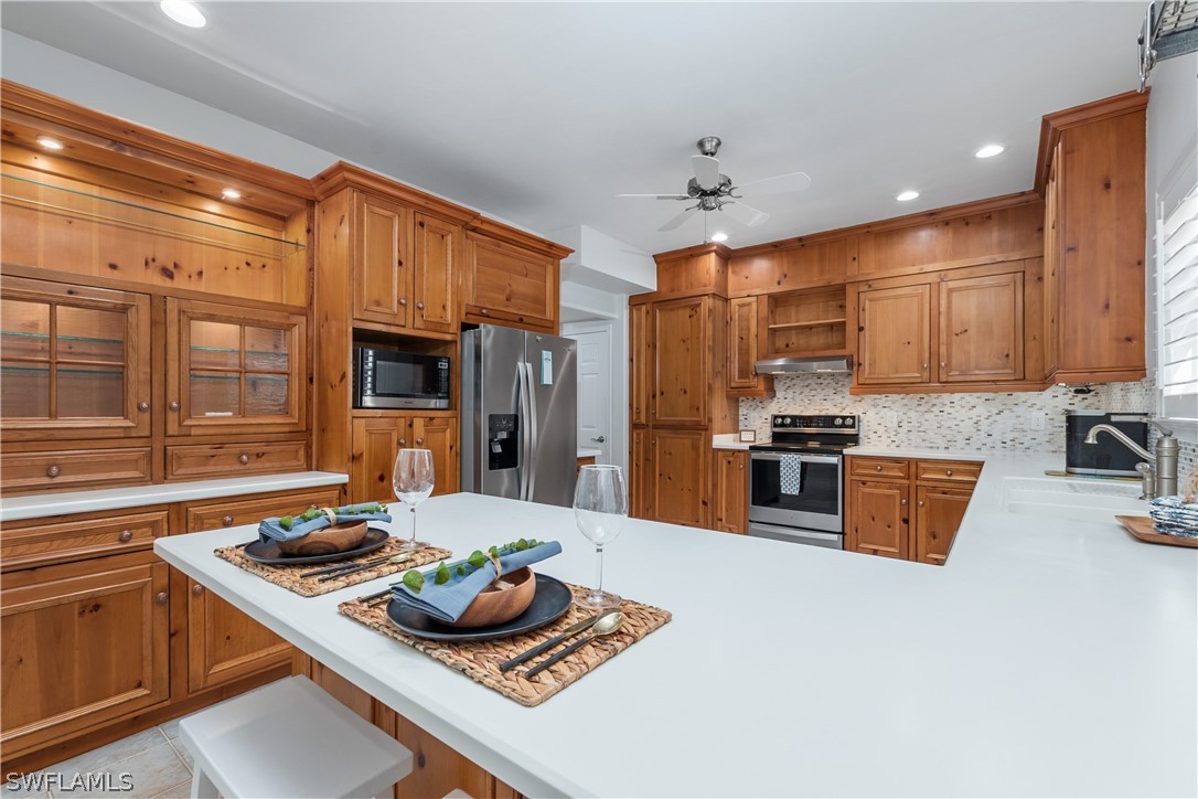 2240 16th AVE SW