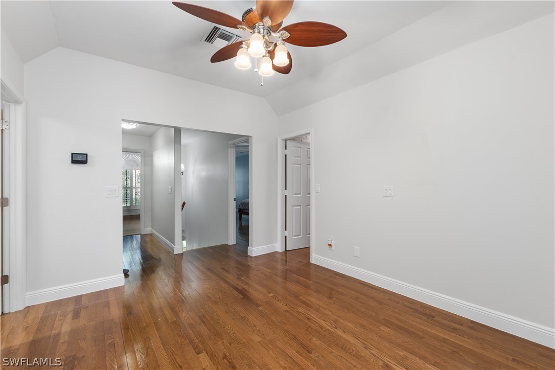 2240 16th AVE SW