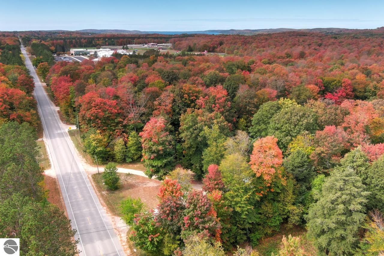00Z0 Homestead Road