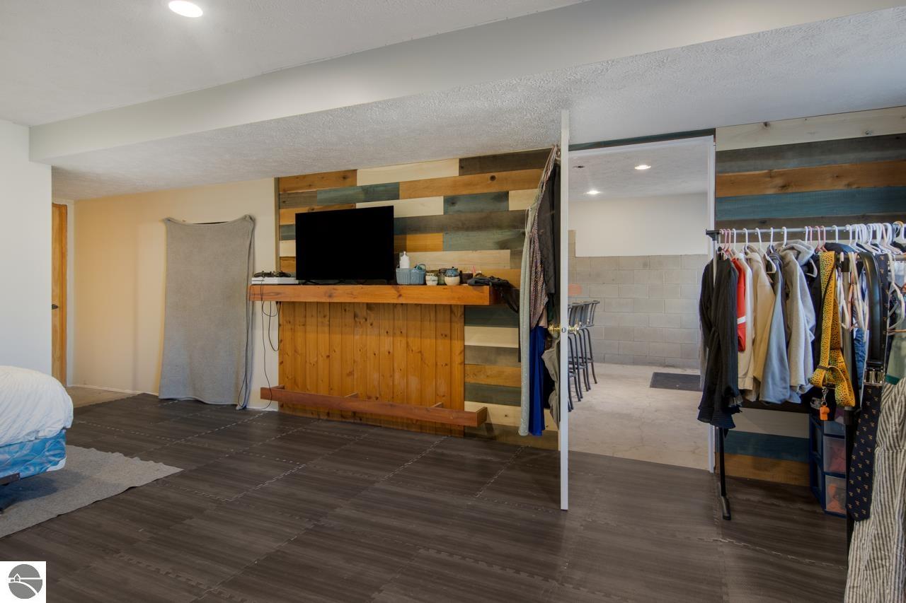 10536 Ryan Road