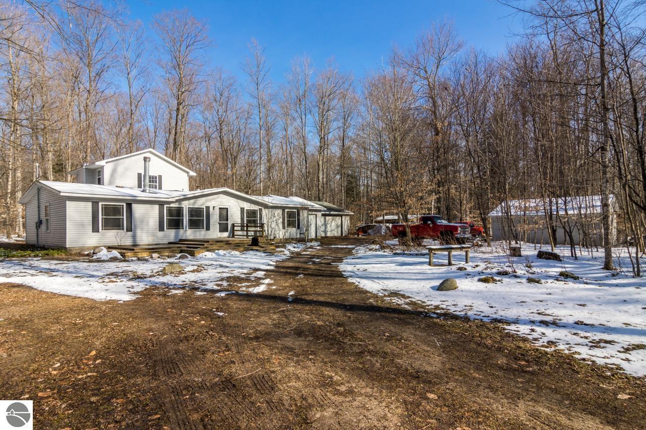 5380 Sylvan Point Road