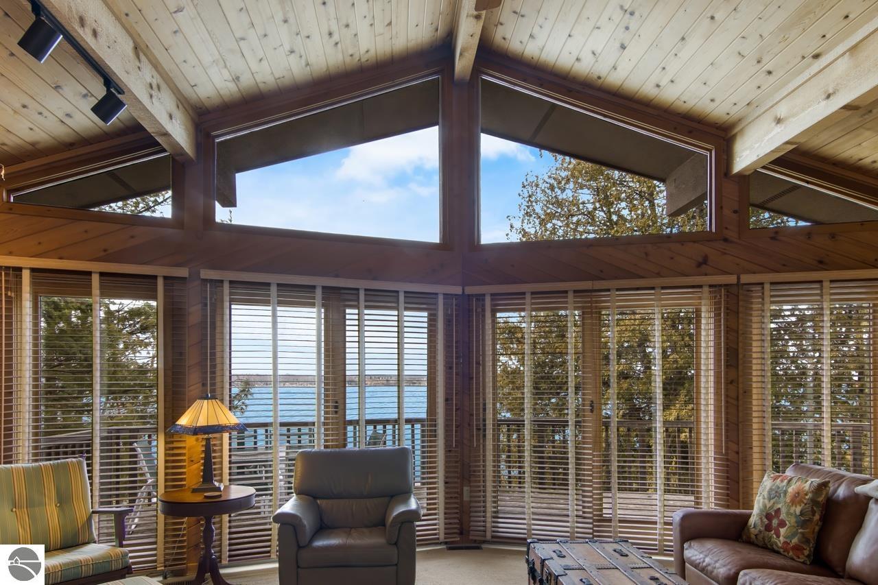 7195 Crystal Drive