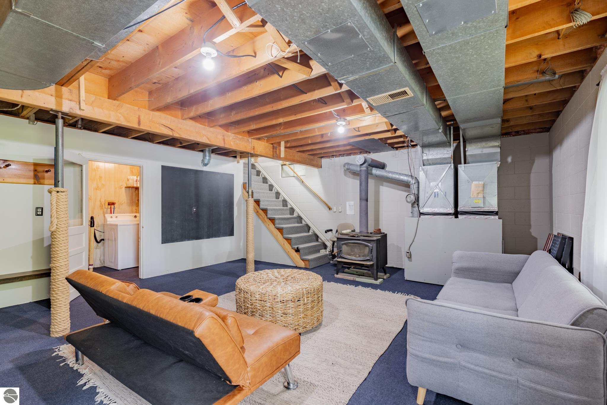 1122 Pilgrim Highway
