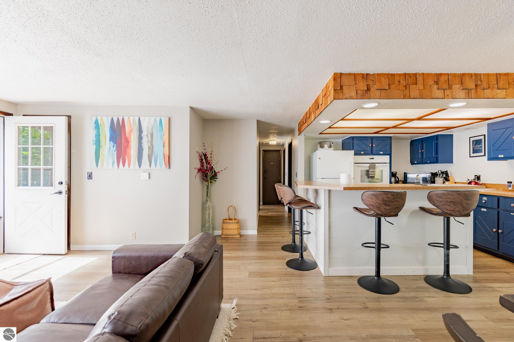 1122 Pilgrim Highway