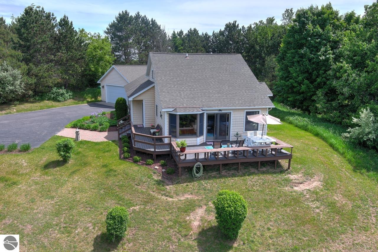 8043 Cherry Lane