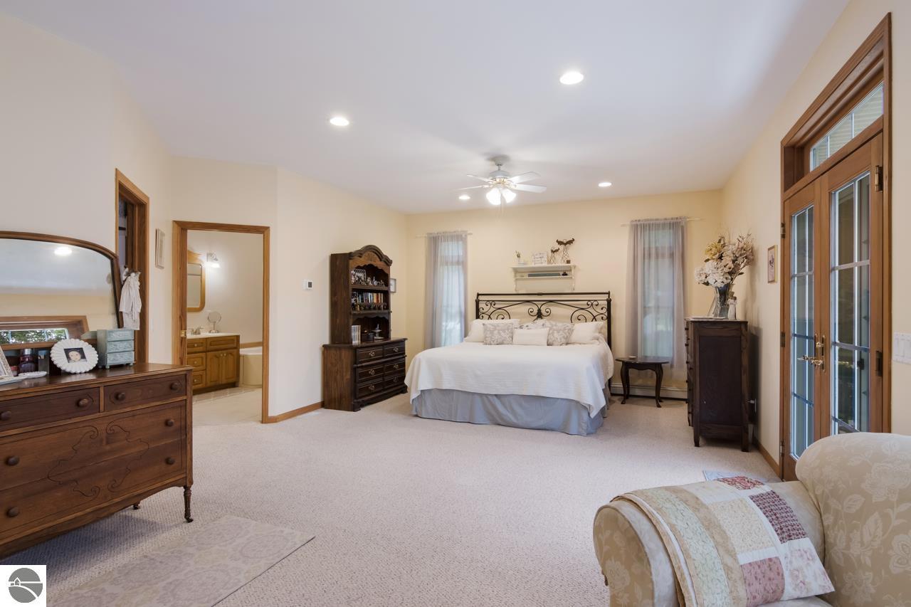 8613 Anderson Road