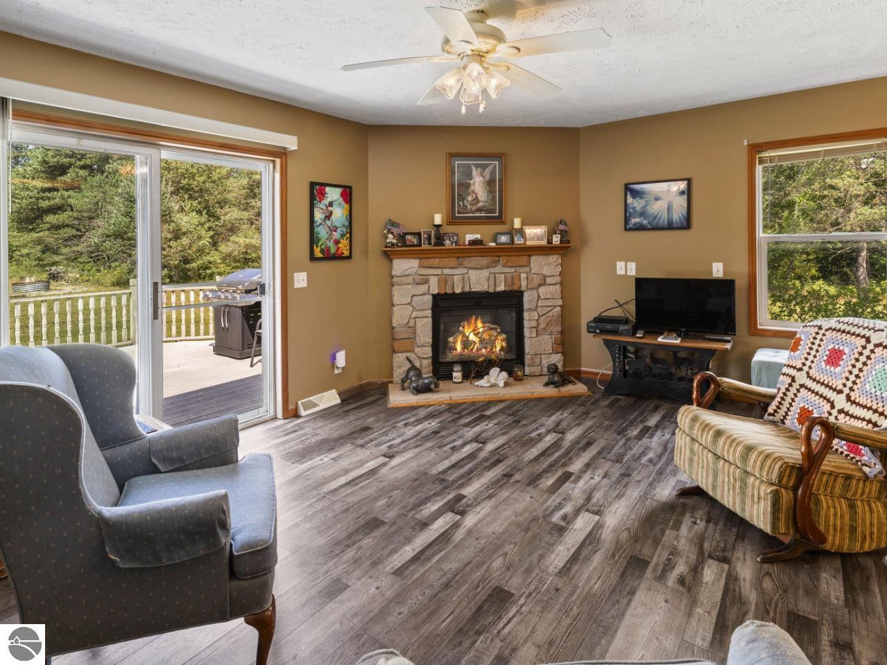 2770 Mohawk Trace