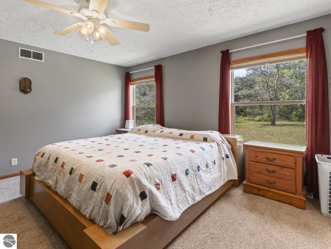 2770 Mohawk Trace