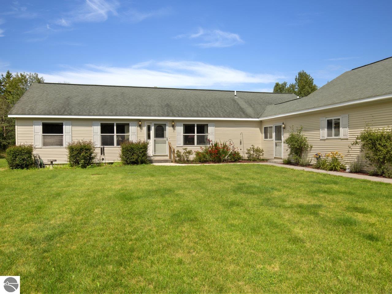 2770 Mohawk Trace