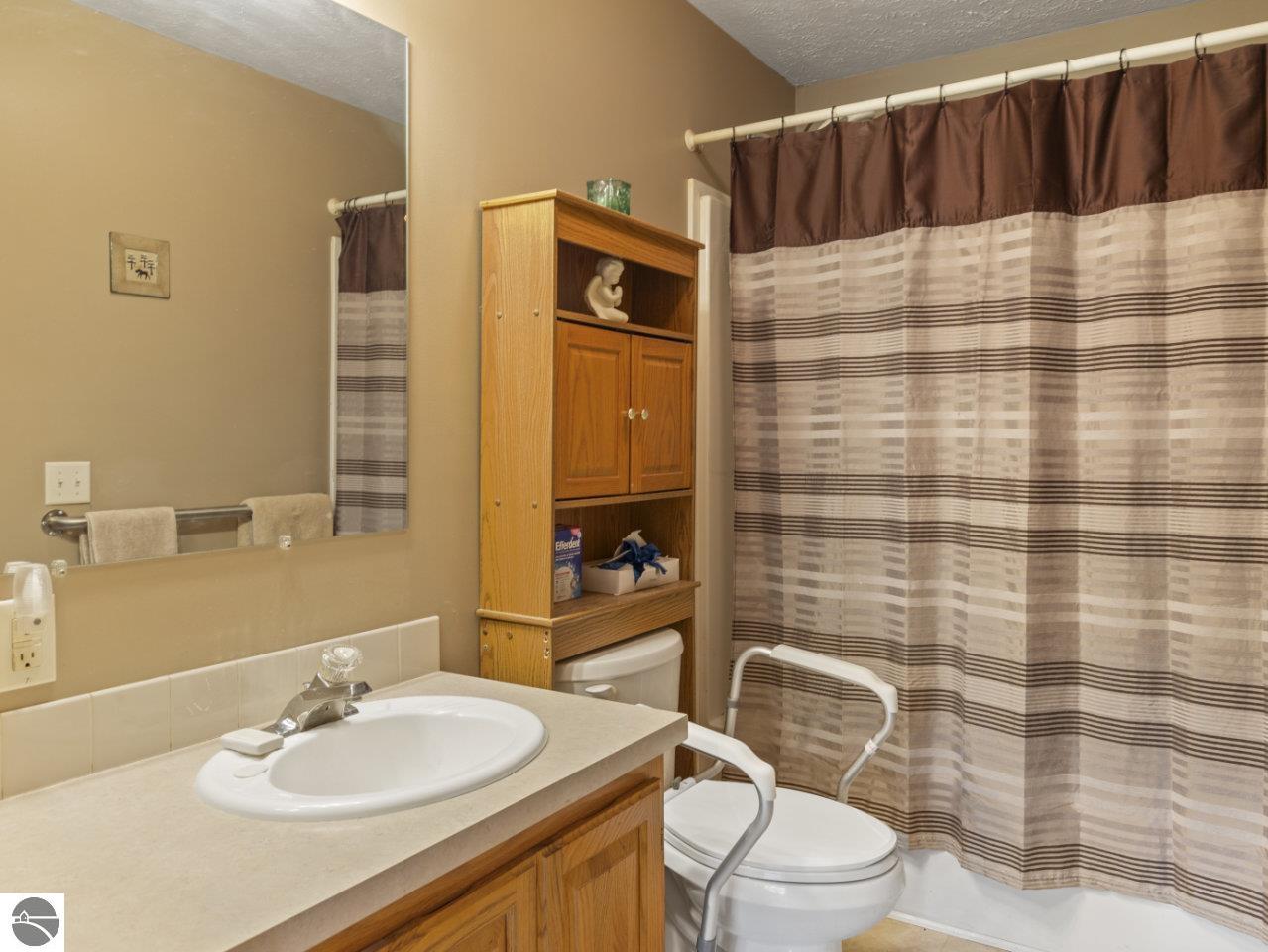 2770 Mohawk Trace