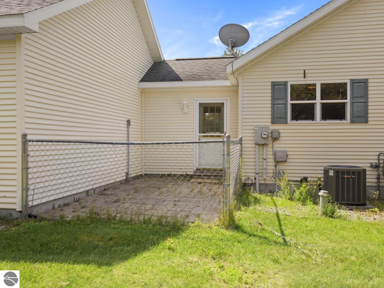 2770 Mohawk Trace