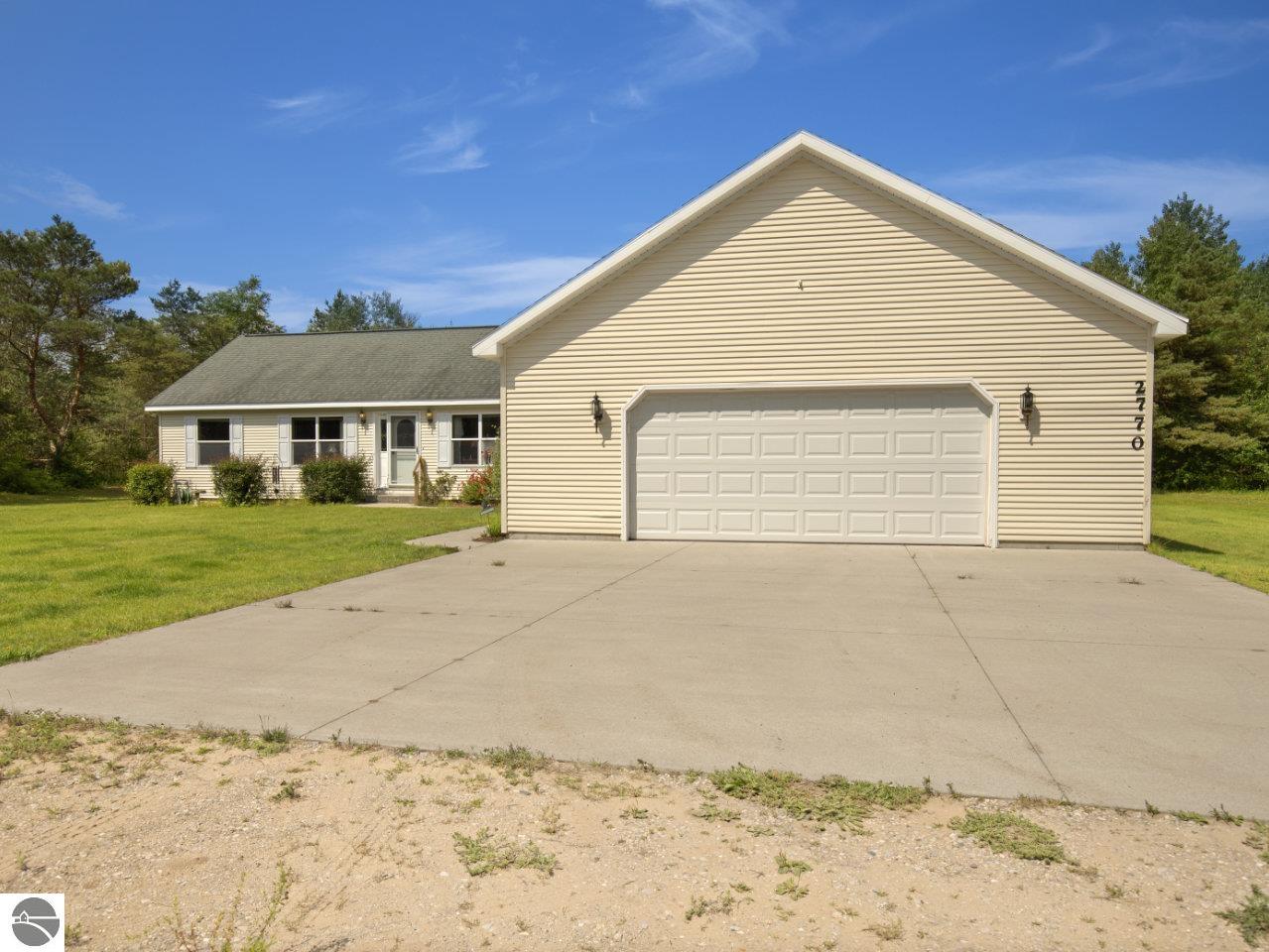 2770 Mohawk Trace